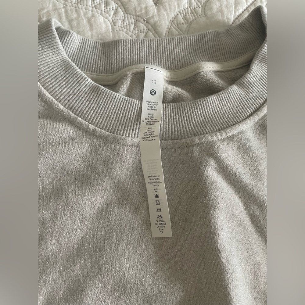 Lululemon Sweatshirt Sz 12